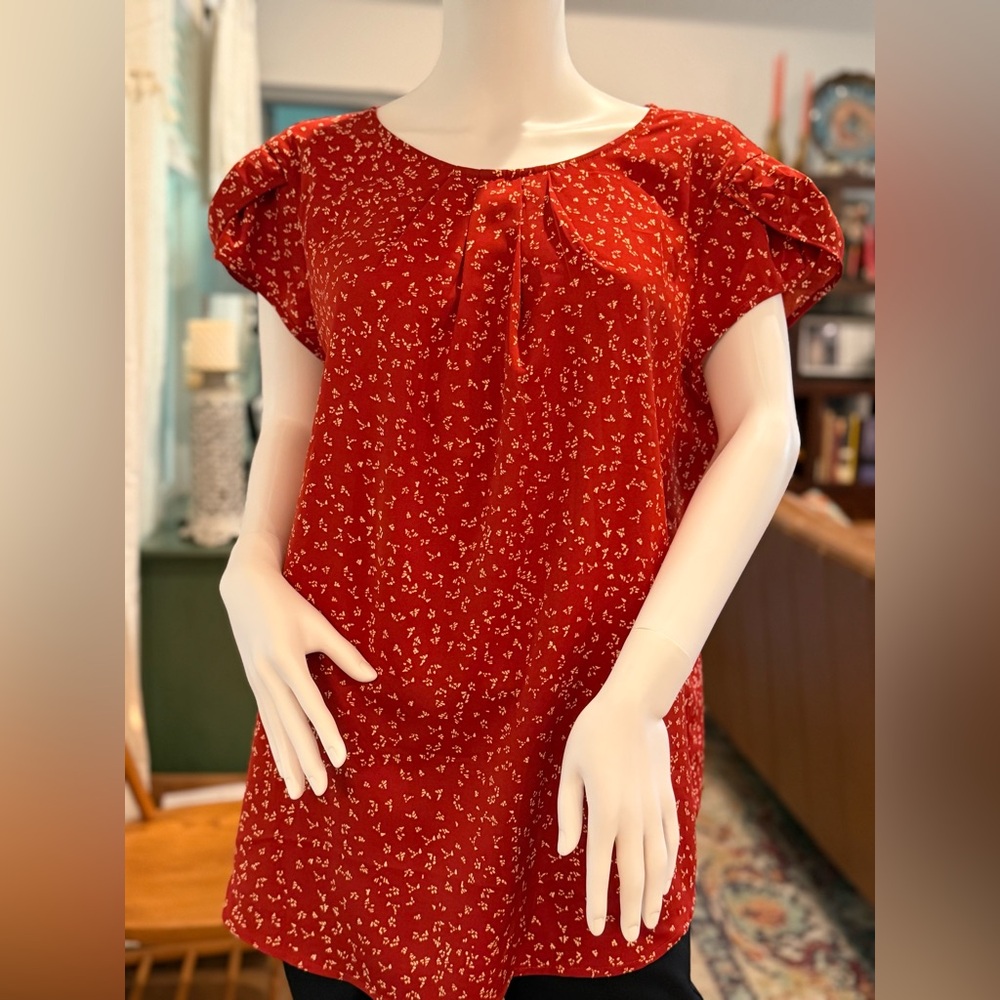 Amazon Red Floral Women's Top